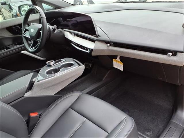 2025 Cadillac OPTIQ 
