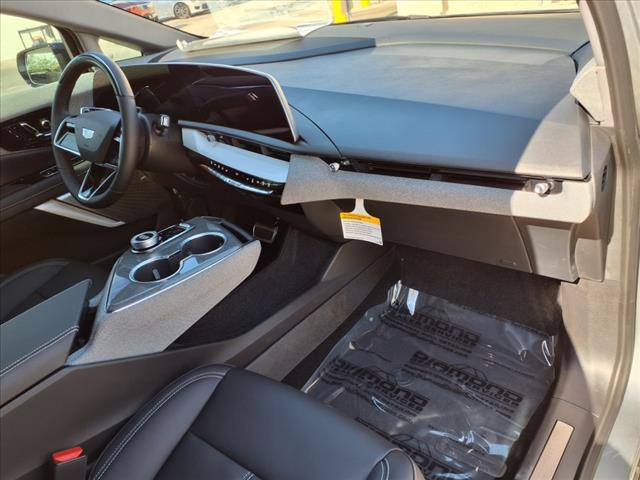2025 Cadillac OPTIQ 