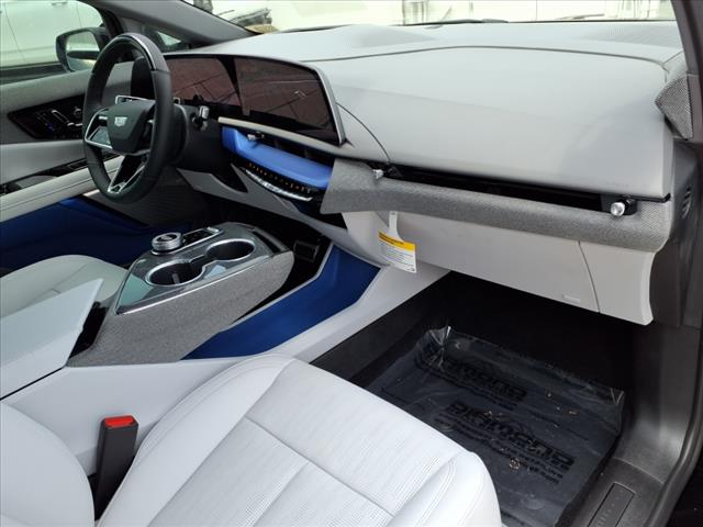 2025 Cadillac OPTIQ 