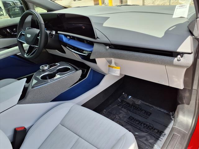 2025 Cadillac OPTIQ 