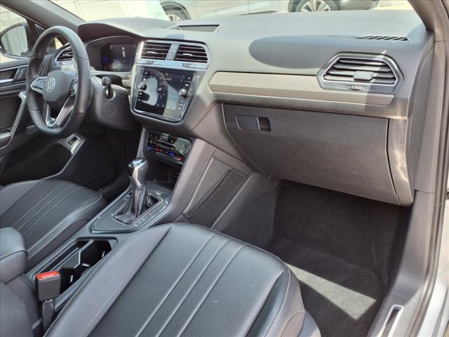 2022 Volkswagen Tiguan 2.0T SE R-Line Black
