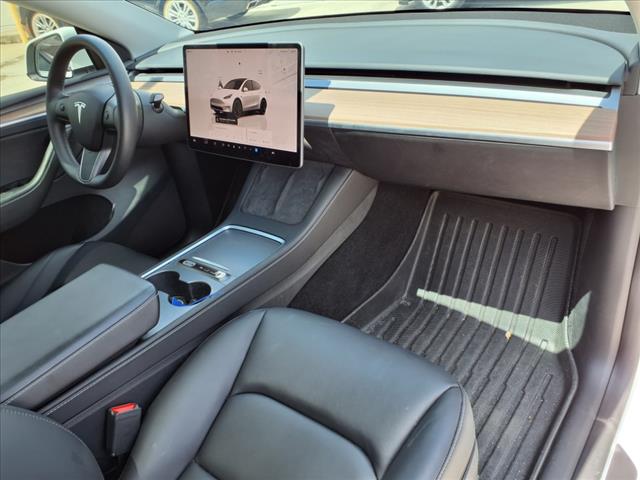 2024 Tesla Model Y Performance