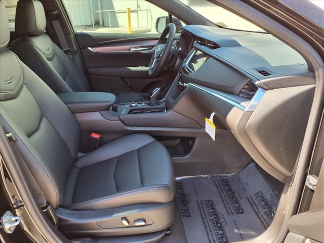 2025 Cadillac XT5 Luxury