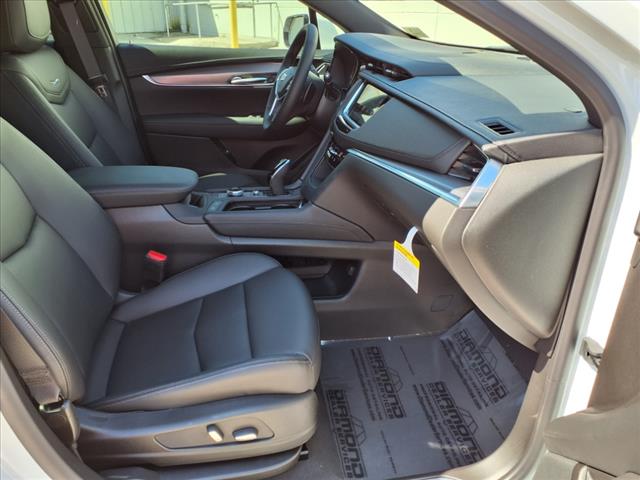 2025 Cadillac XT5 Luxury
