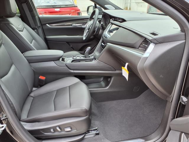 2025 Cadillac XT5 Sport