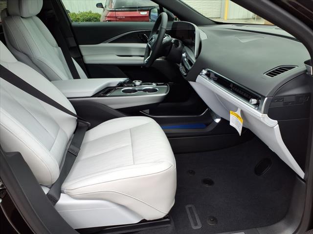 2025 Cadillac LYRIQ Luxury
