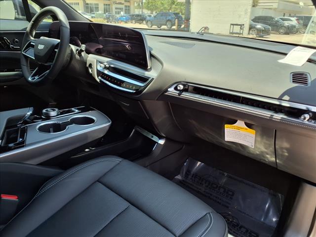 2025 Cadillac LYRIQ Luxury