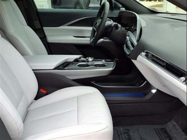 2025 Cadillac LYRIQ Luxury