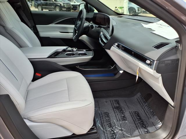 2025 Cadillac LYRIQ Luxury