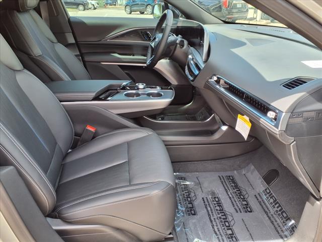 2025 Cadillac LYRIQ Luxury