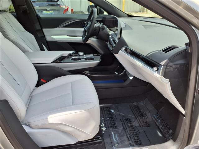 2025 Cadillac LYRIQ Sport