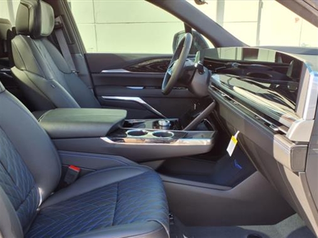 2025 Cadillac Escalade IQ Sport 1