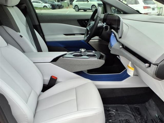 2025 Cadillac OPTIQ 