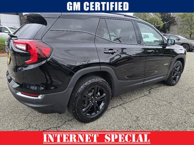 2022 GMC Terrain AT4