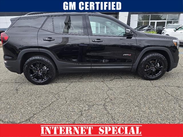 2022 GMC Terrain AT4