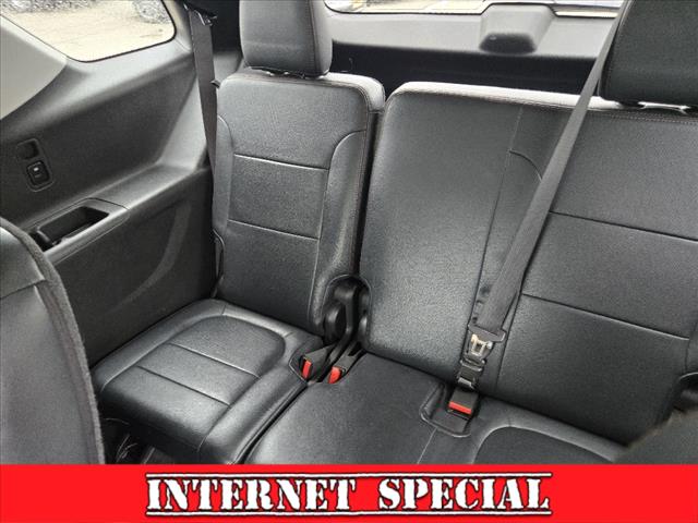 2018 Chevrolet Traverse LT Cloth w/1LT
