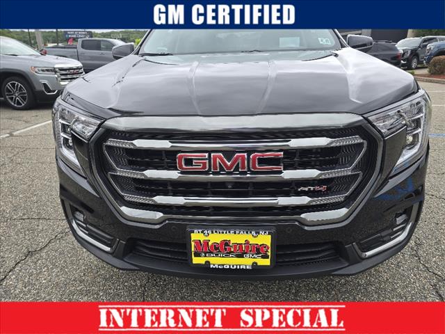 2022 GMC Terrain AT4