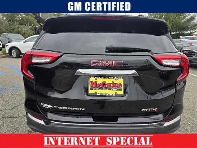 2022 GMC Terrain AT4