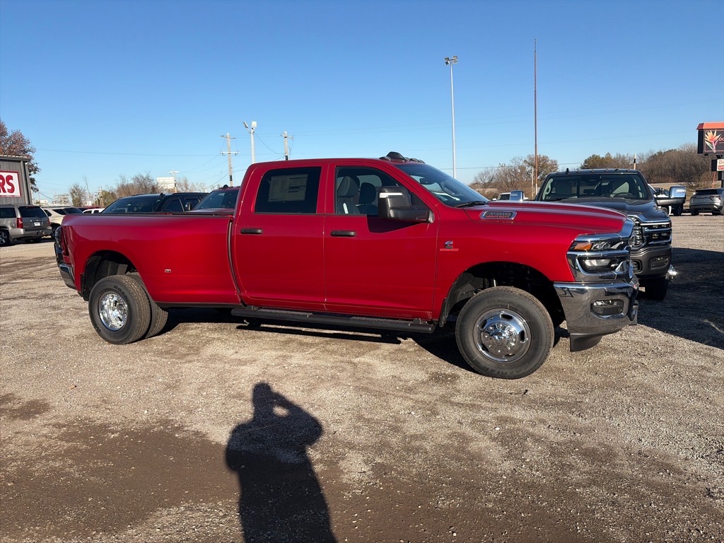 2026 Ram Ram Pickup 3500 Tradesman