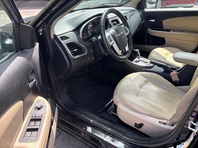 2012 Chrysler 200 Limited