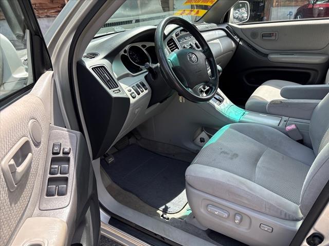 2005 Toyota Highlander Base