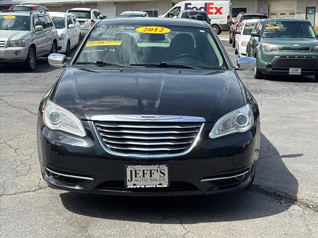 2012 Chrysler 200 Limited