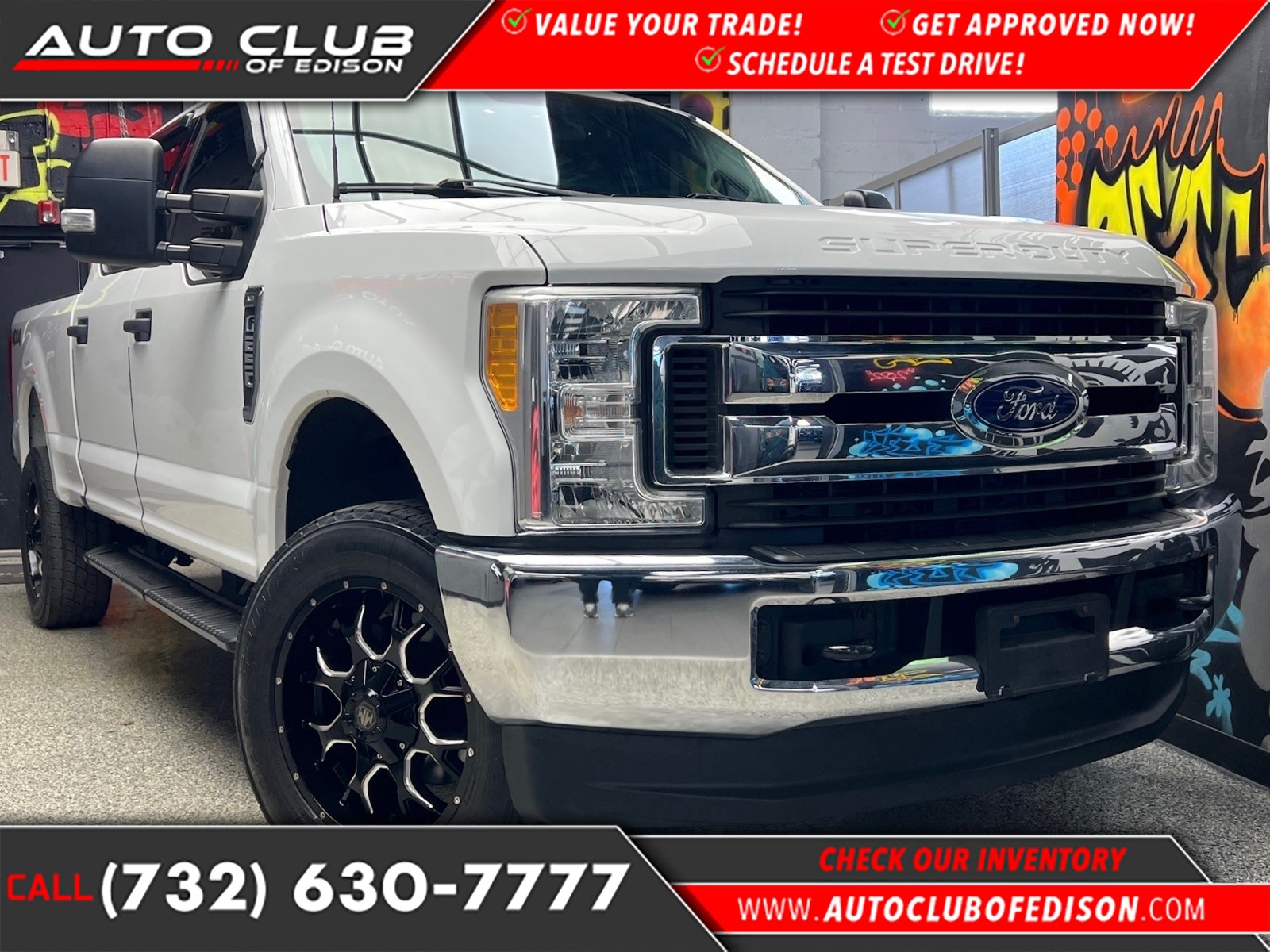 Oxford White (z1) 2017 Ford F-250 Super Duty XLT Crew Cab 4WD Pickup Truck Four-Wheel Drive 6-Speed Automatic