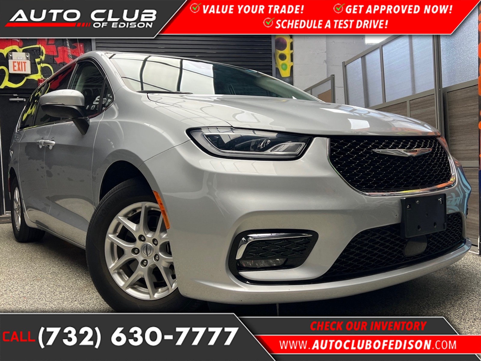 Silver Mist Clear Coat (pse) 2023 Chrysler Pacifica Touring L FWD Minivan Front-Wheel Drive 9-Speed Automatic