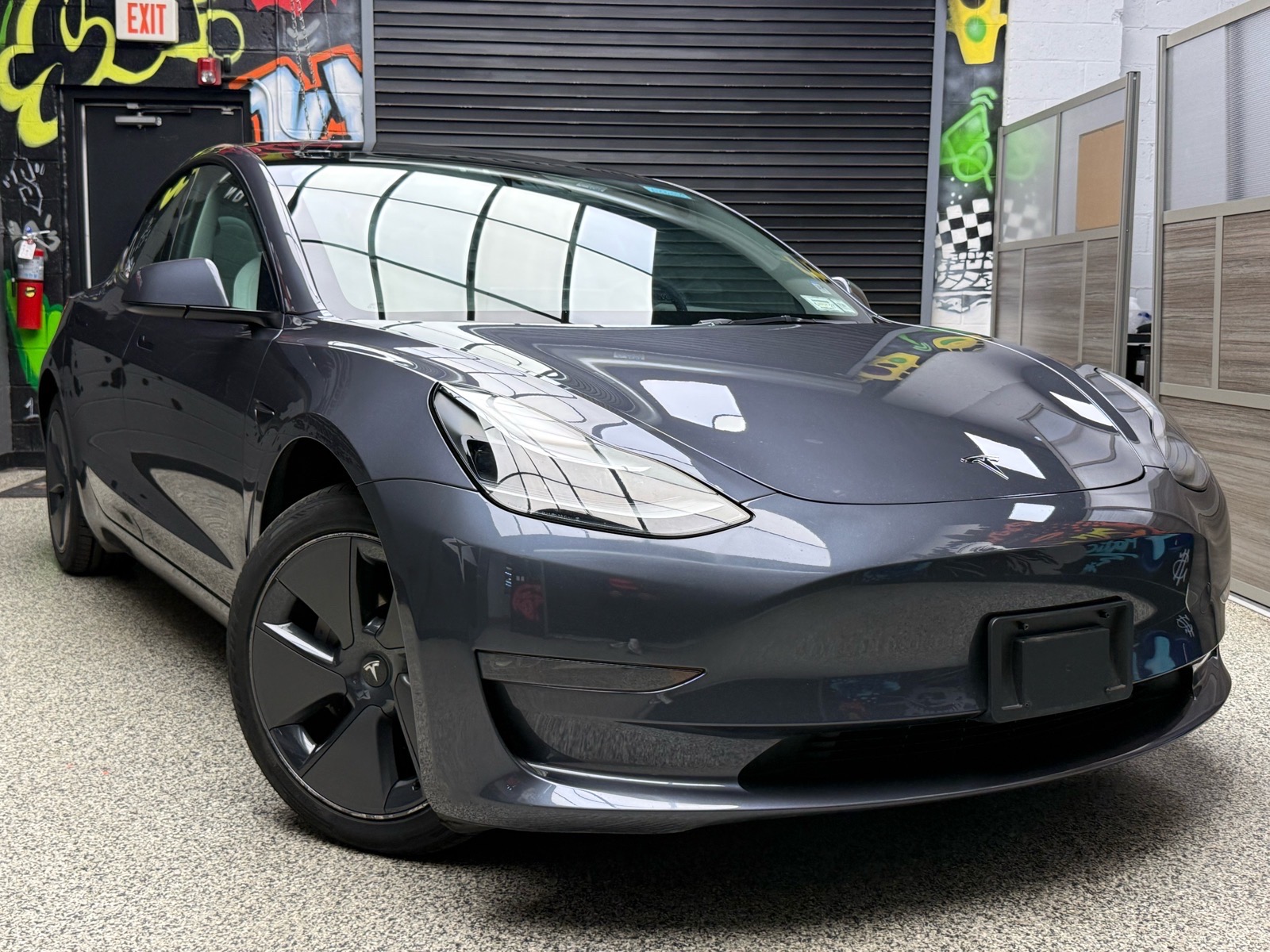 2023 Tesla Model 3 RWD