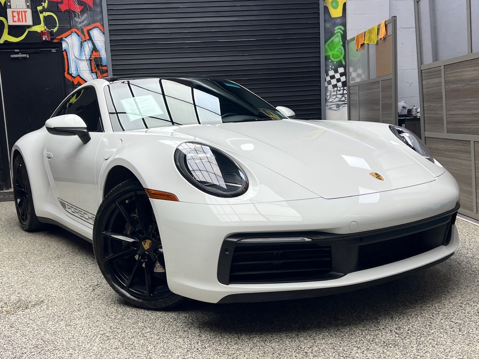 Carrara White Metallic (2y) 2020 Porsche 911 Carrera Coupe RWD Coupe Rear-Wheel Drive 8-Speed Automatic