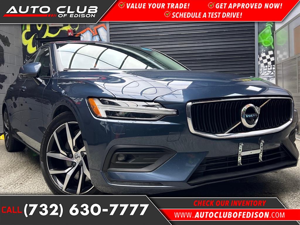 2020 Volvo S60 T6 Momentum AWD