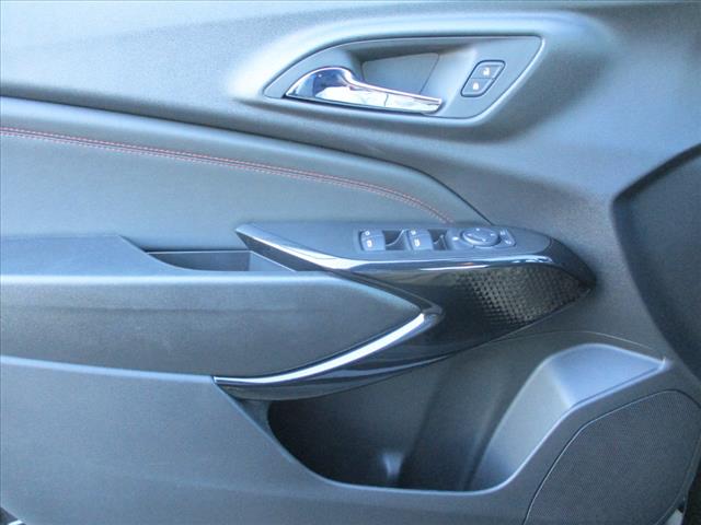 2025 Chevrolet Trax RS