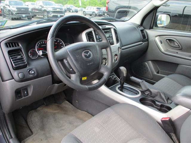 2006 Mazda Tribute i