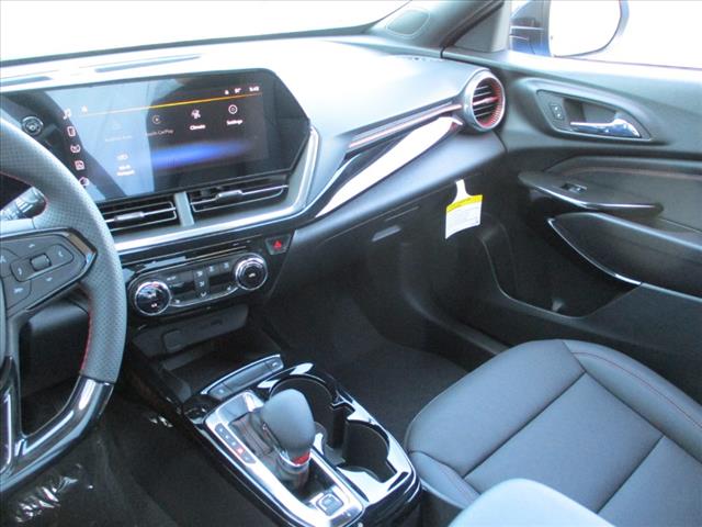 2025 Chevrolet Trax RS