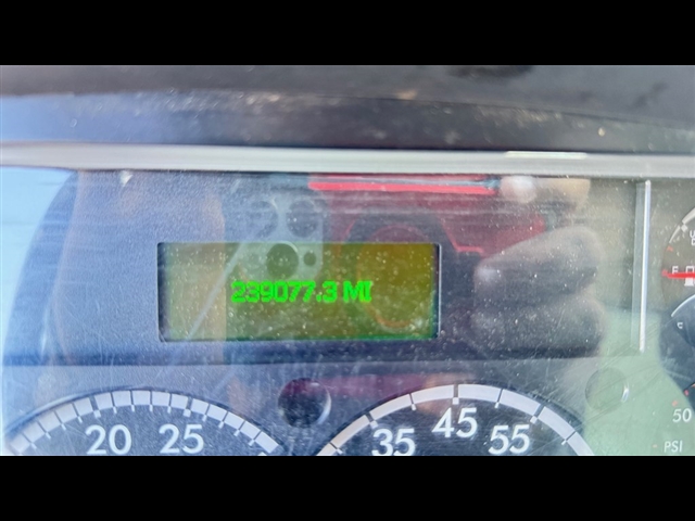 2018 Freightliner M2 / DRY:2965