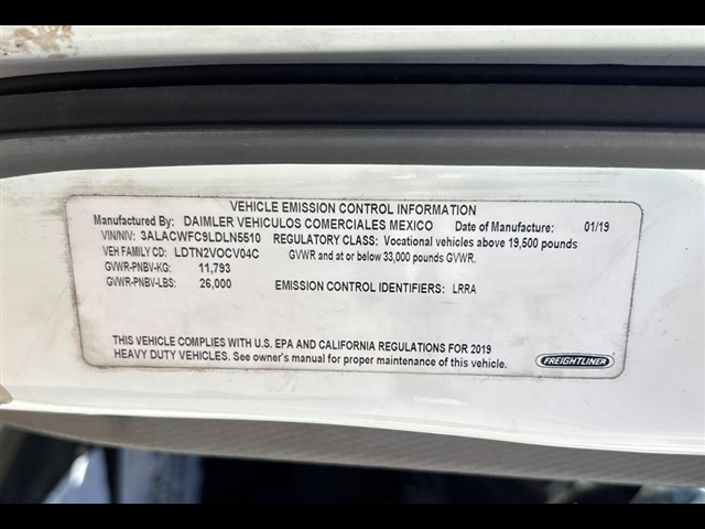 2020 Freightliner M2 / REEFER Other:2931