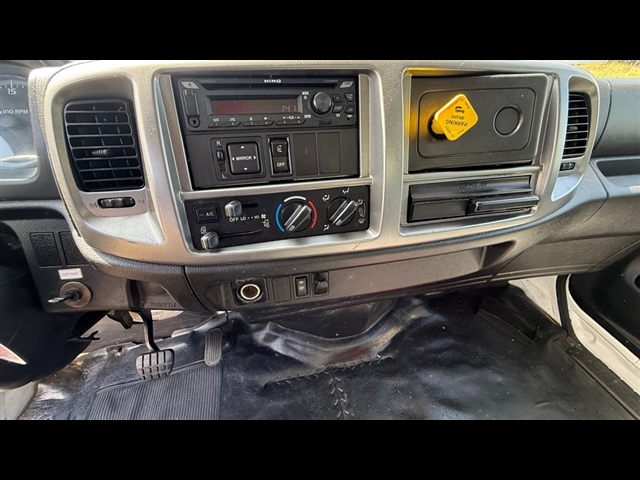 2020 Hino 268 / DRY Other:2922