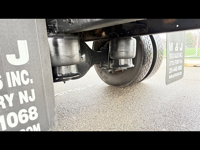 2018 Freightliner M2 / DRY:2947