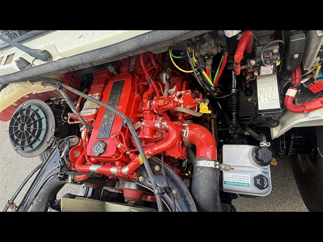 2018 Freightliner M2 / DRY:2960