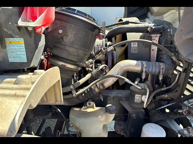 2020 Freightliner M2 / REEFER Other:2931