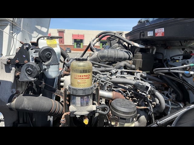 2020 Hino 268 / DRY:2978