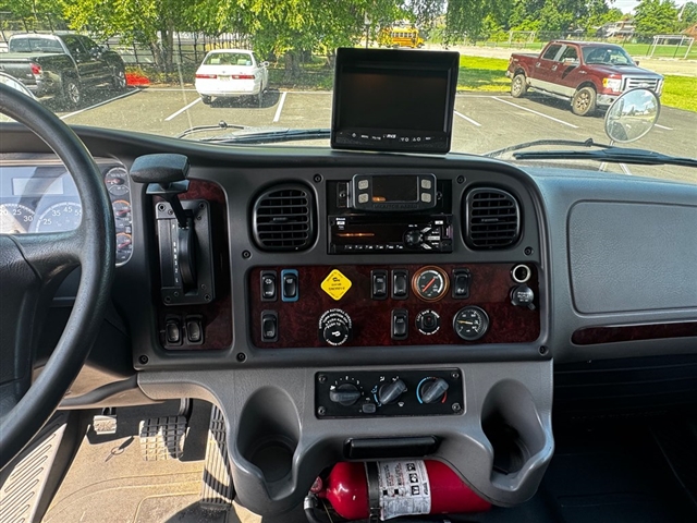 2018 Freightliner M2/DRY Other:2928