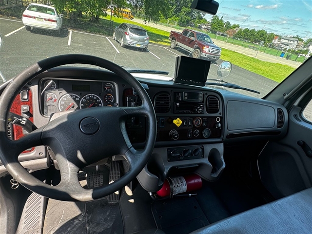 2018 Freightliner M2/DRY Other:2928