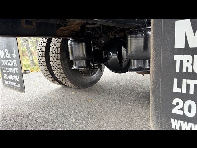 2019 Freightliner M2 / DRY Other:2927