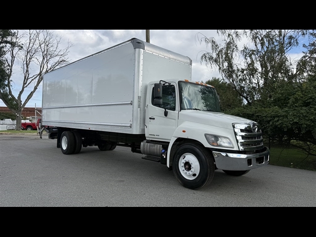 2020 Hino 268 / DRY:2986