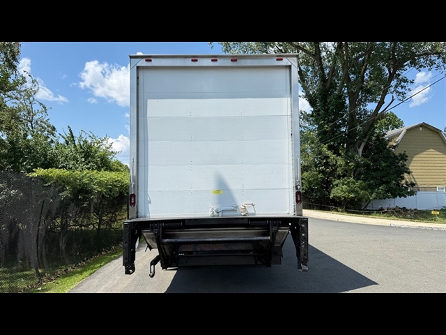 2018 Freightliner M2 / DRY:2965