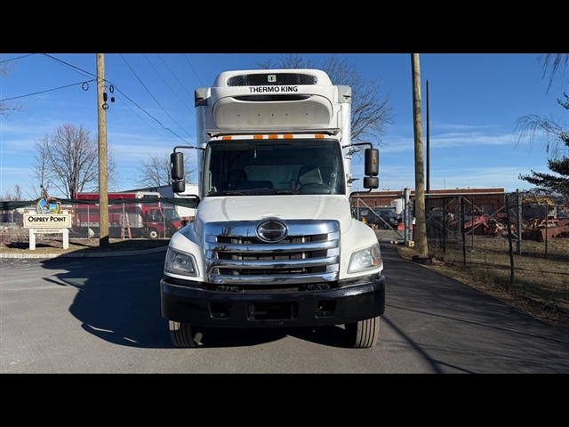 2019 Hino 268 / REEFER:2943