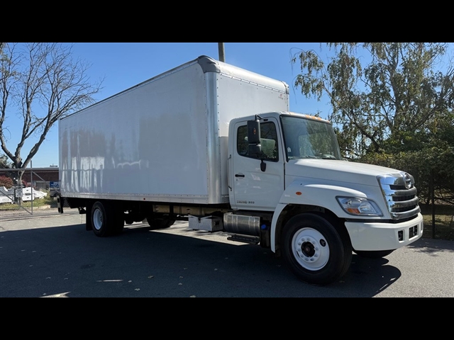 2020 Hino 268 / DRY Other:2921