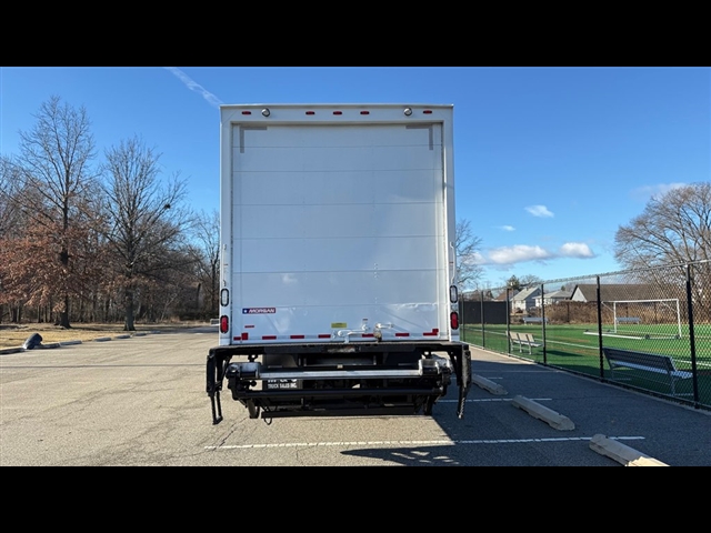 2017 freigthliner M2 / DRY Other:2935