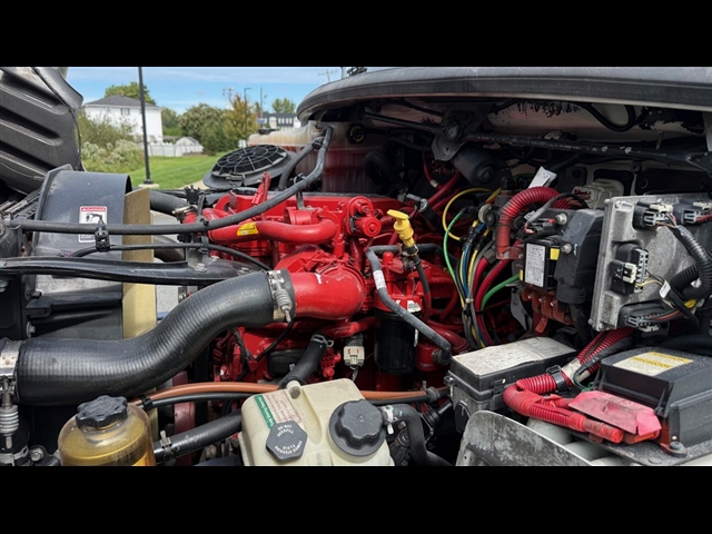 2018 Freightliner M2 / DRY:2988